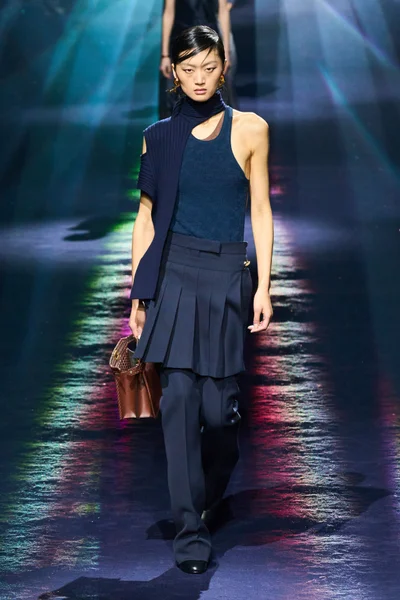 Look 36